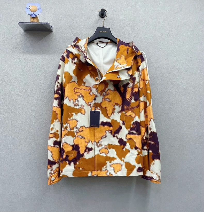 Louis Vuitton New Fire Series Map Print Jacket - dmc Size US L / EU 52-54 / 3 - 1 Thumbnail
