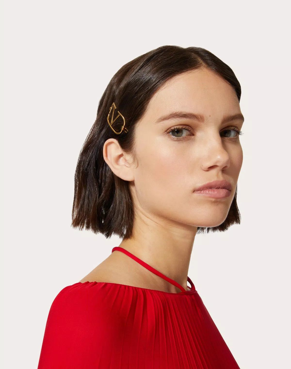 Valentino oc11z0725 Size:OS/Vlogo Signature Metal Hair Clip in Golden Size ONE SIZE - 3 Thumbnail