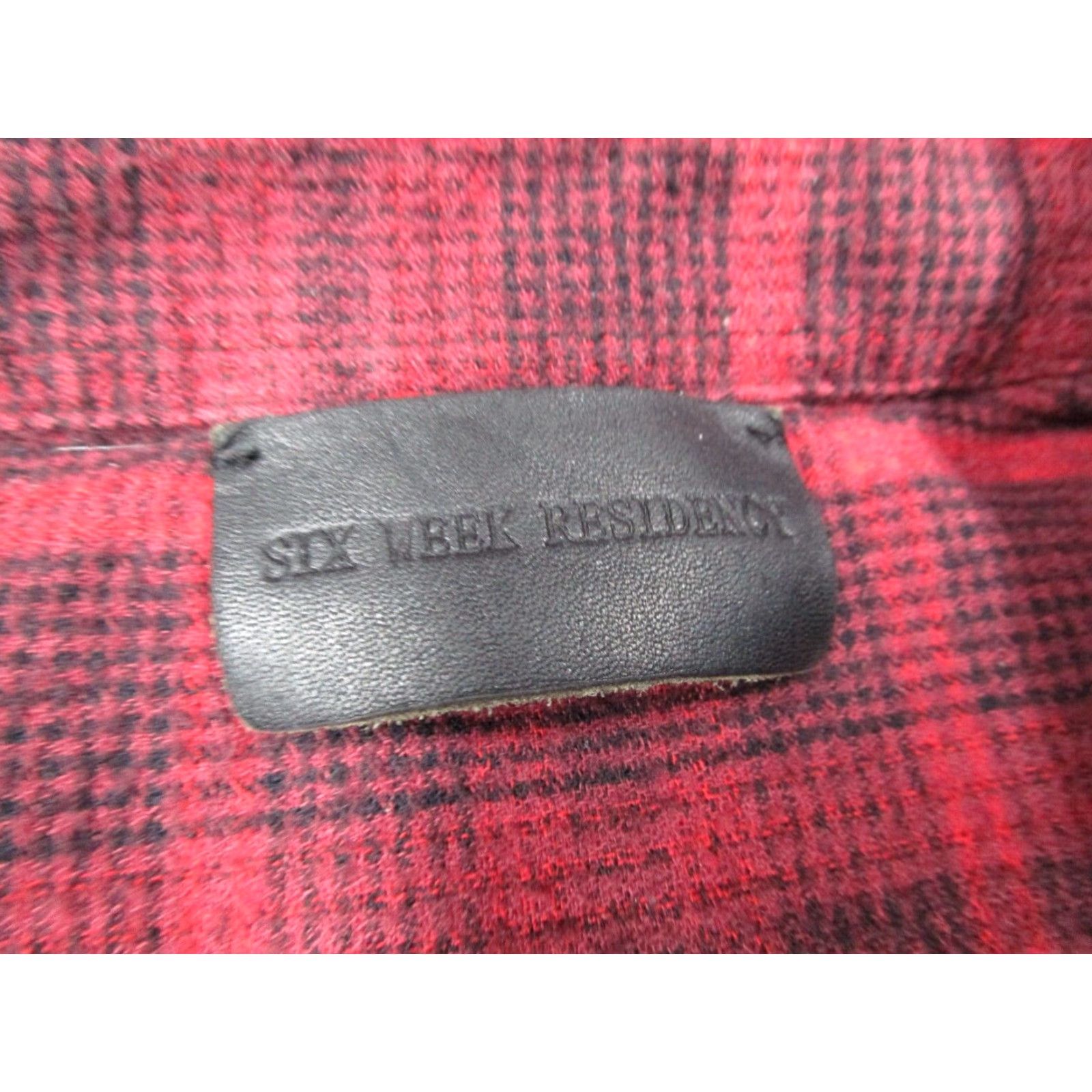 Vintage VINTAGE Six Week Residency Men's Red Plaid Flannel Button-Up Shirt Crew Neck Long Sleeve Casual Workwear Size US L / EU 52-54 / 3 - 3 Thumbnail