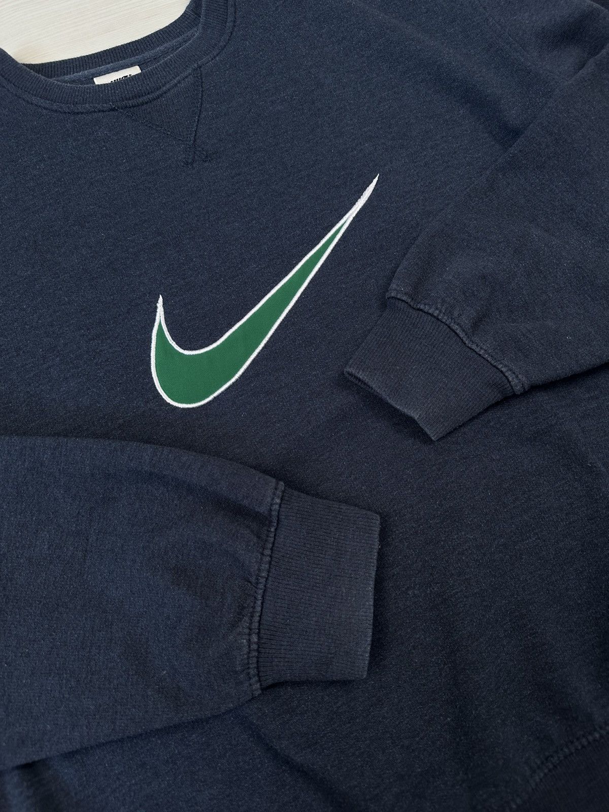 Nike Vintage Y2k Nike Big Swoosh Sweatshirt Size US S / EU 44-46 / 1 - 4 Thumbnail