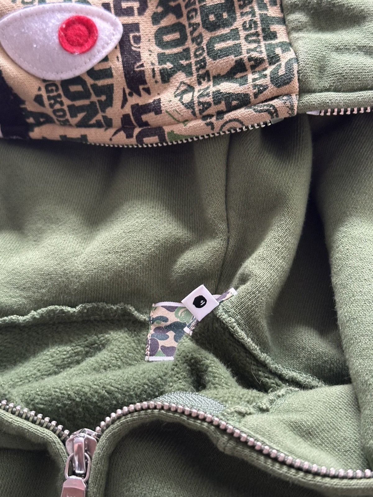 Bape Bape 25th Anniversary City Camo Green Full Zip Shark Hoodie Size US M / EU 48-50 / 2 - 13 Thumbnail