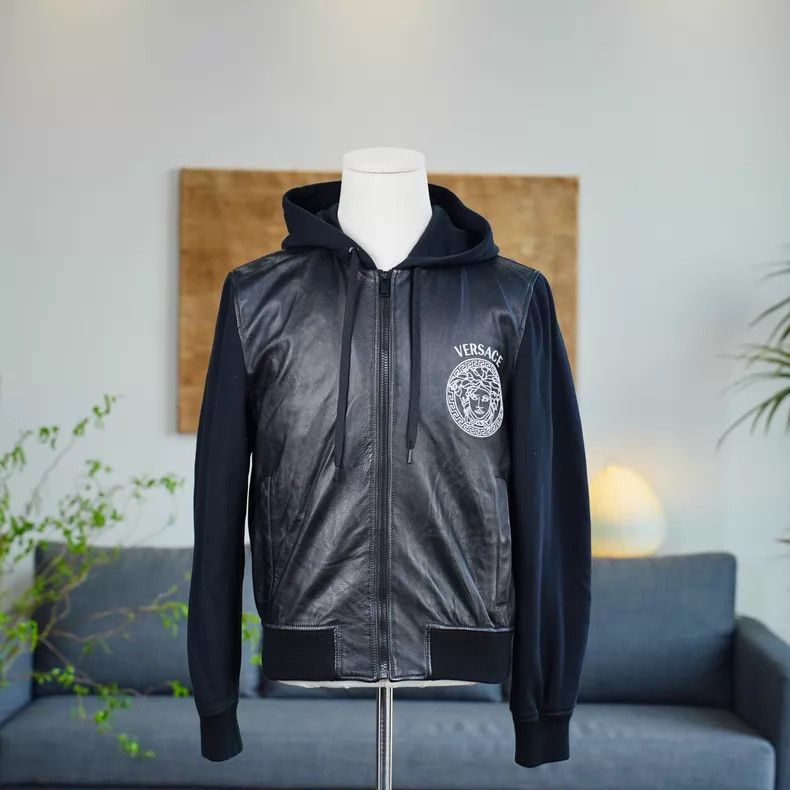 Versace Versace Main line Medusa LOGO spliced hoodie leather jacke Size US M / EU 48-50 / 2 - 1 Thumbnail