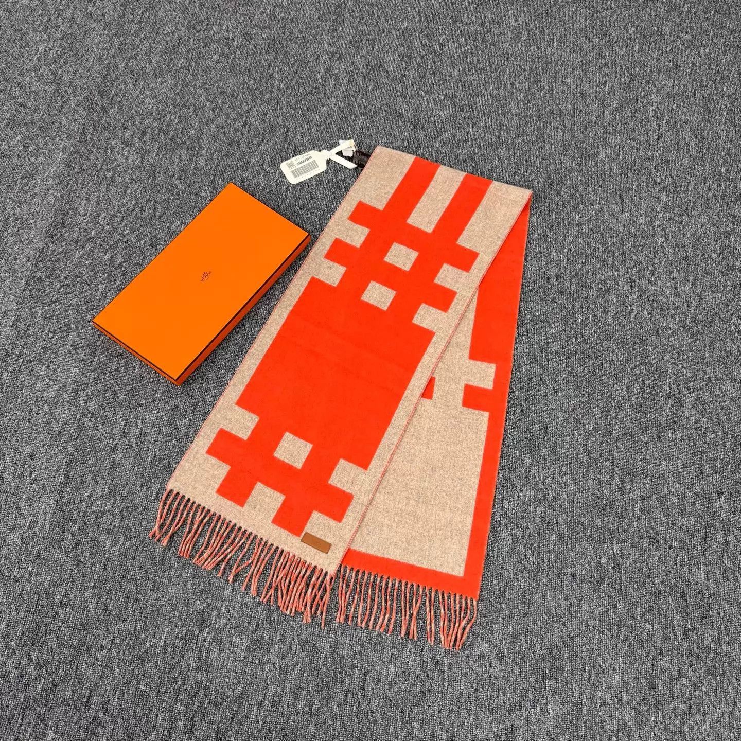 Hermes Hermes Classic Orange Cashmere Scarf 99 New w/ Box Size ONE SIZE - 2 Thumbnail