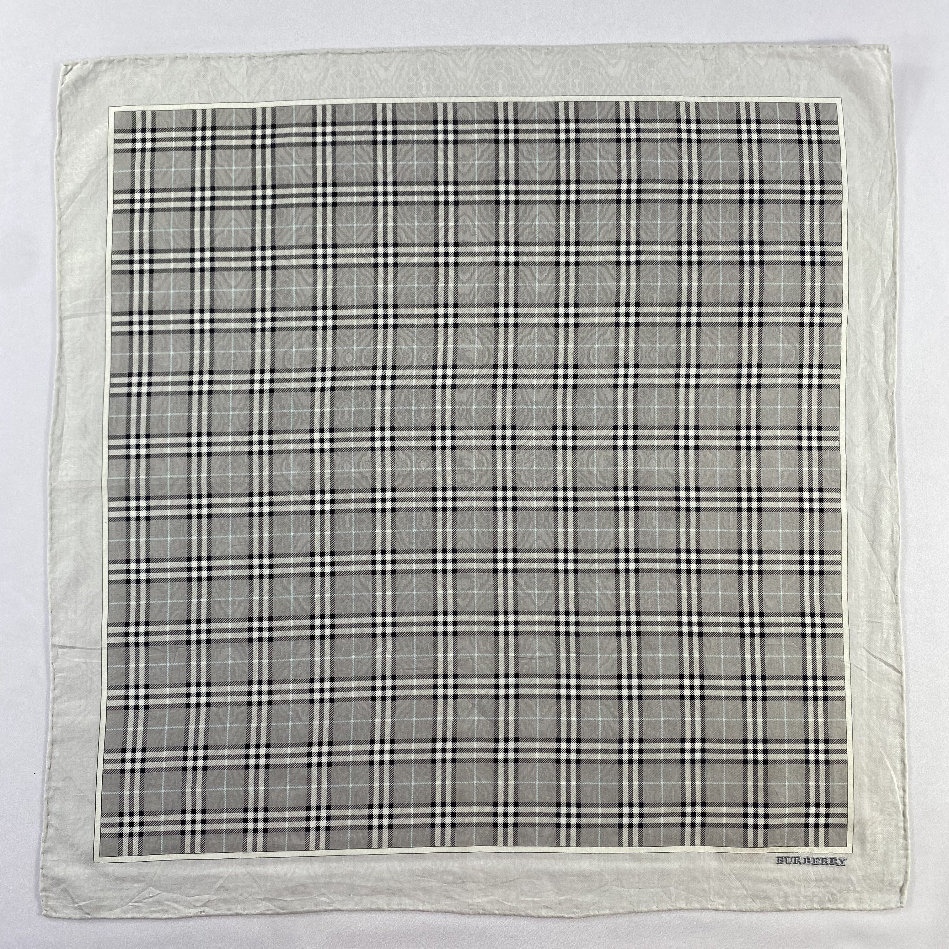 Burberry × Vintage Burberry Handkerchief / Neckerchief / Bandana-P750 Size ONE SIZE - 1 Thumbnail