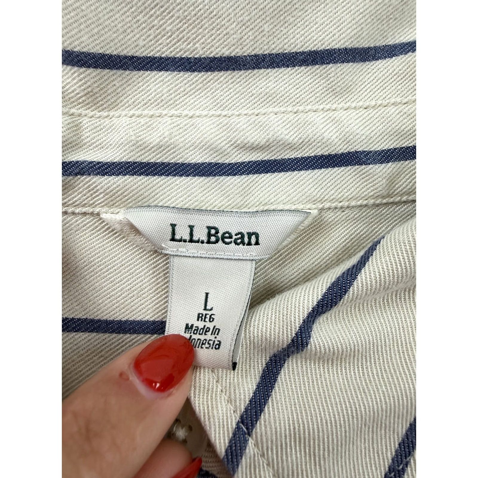 Vintage L.L. Bean Shirt Large White Stripe Long Sleeve Button Front Tencel Twill Womens Size L / US 10 / IT 46 - 5 Thumbnail