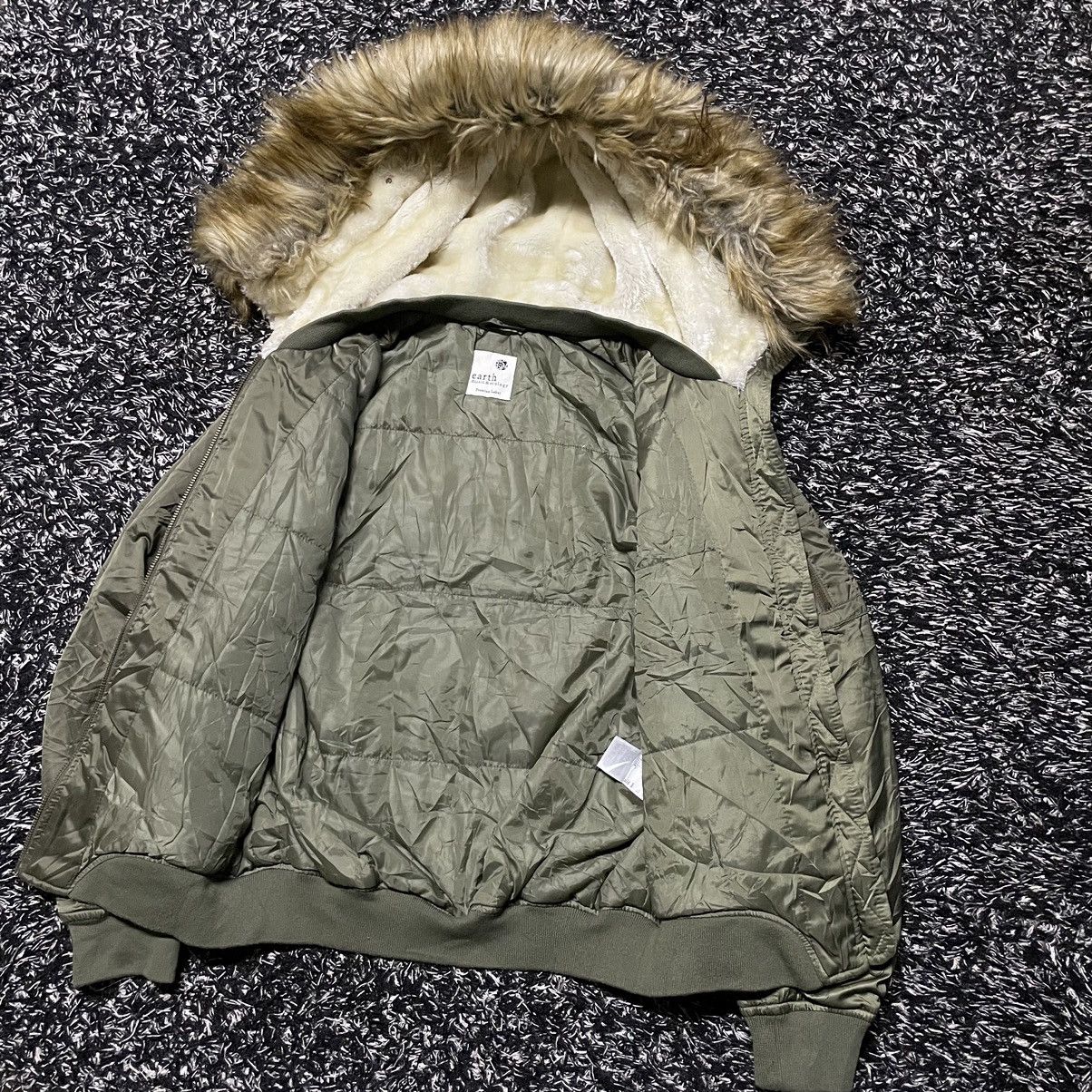 If Six Was Nine × Japanese Brand × Le Grande Bleu (L.G.B.) 🔔Hot Item🔔- Earth Music & Ecology Fur Hood Jacket Lgb Style Size US S / EU 44-46 / 1 - 9 Thumbnail