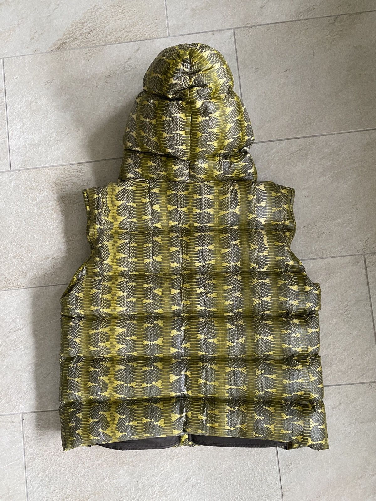 Rick Owens Rick Owens FW23 SEALED VEST PYTHON SNAKESKIN Size US L / EU 52-54 / 3 - 17 Thumbnail