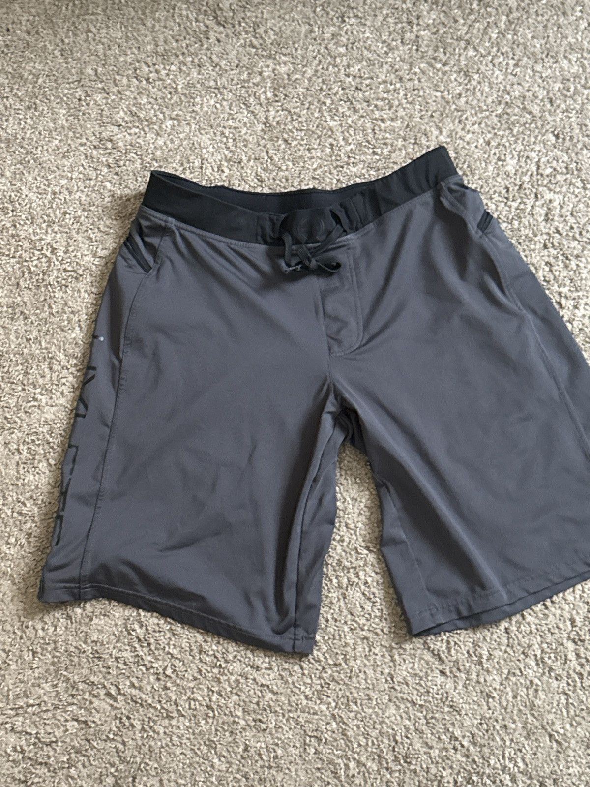 Nike Nike Athletic Shorts Size US 32 / EU 48 - 1 Preview