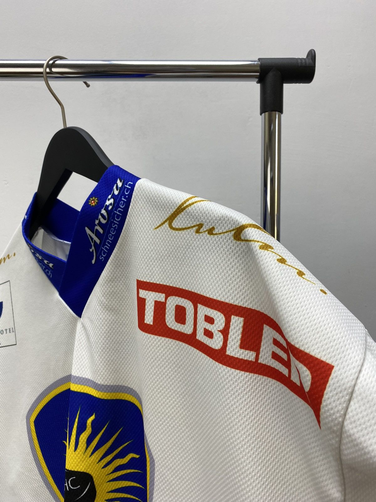 NHL × Vintage EHC AROSA HOCKEY SHIRT JERSEY OCHSNER SIZE M #1 SUSSANNE Size US M / EU 48-50 / 2 - 15 Thumbnail