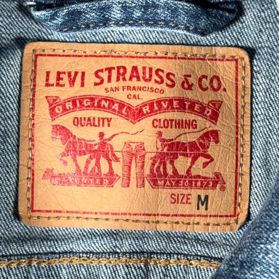 Levi's VINTAGE Levi's Jacket Womens MEDIUM Blue Denim Trucker Classic Retro Casual Mens, Womens Size 32" / US 10 / IT 46 - 5 Thumbnail