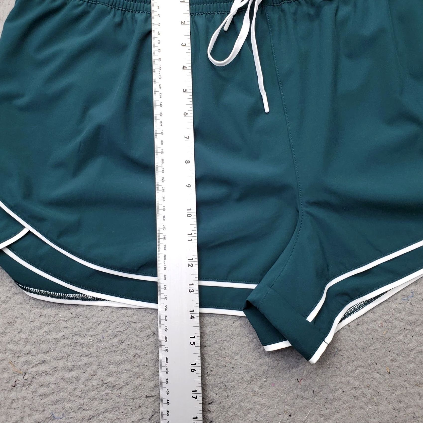 Vintage CALIA Running Shorts Womens XXL Green Athletic Relaxed Fit 3" Inseam Drawstring Womens XXL Green Athletic Relaxed Full Set Size 40" / US 18 - 3 Thumbnail