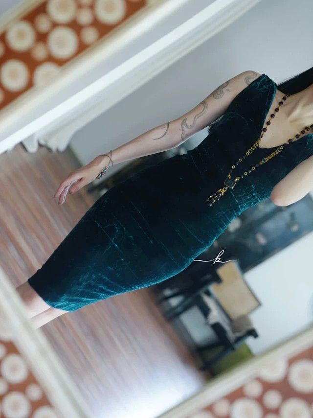 Jean Paul Gaultier JPG Vintage Blue Velvet Pleated Fitted Dress Size M / US 6-8 / IT 42-44 - 4 Thumbnail