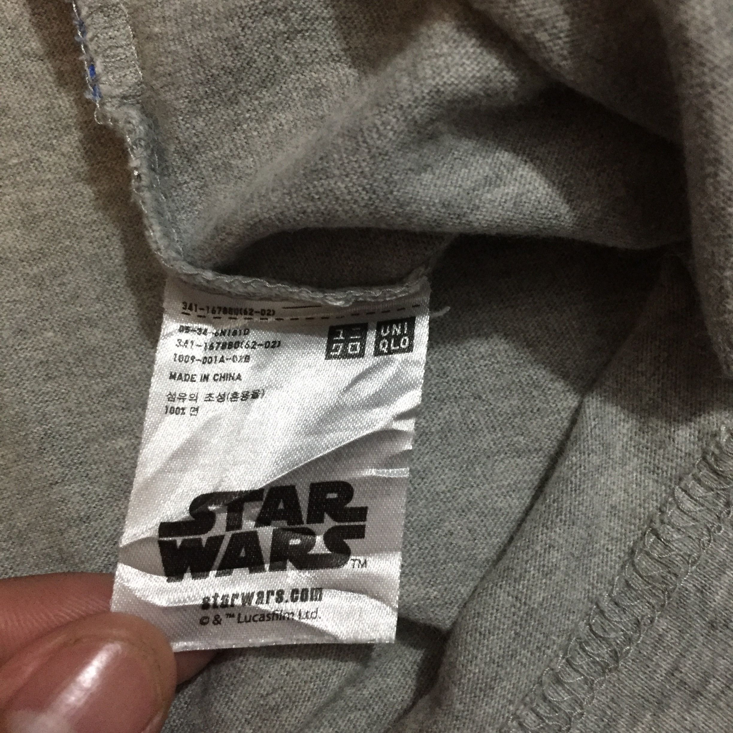 Uniqlo Uniqlo x Star Wars Darth Vader Tees Size US XL / EU 56 / 4 - 5 Thumbnail