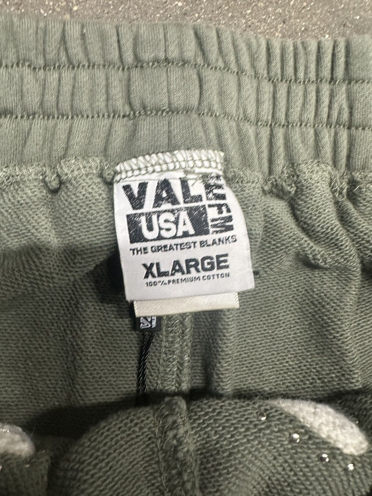 Other Vale forever skittle sweatpants faded green Size US 36 / EU 52 - 3 Thumbnail