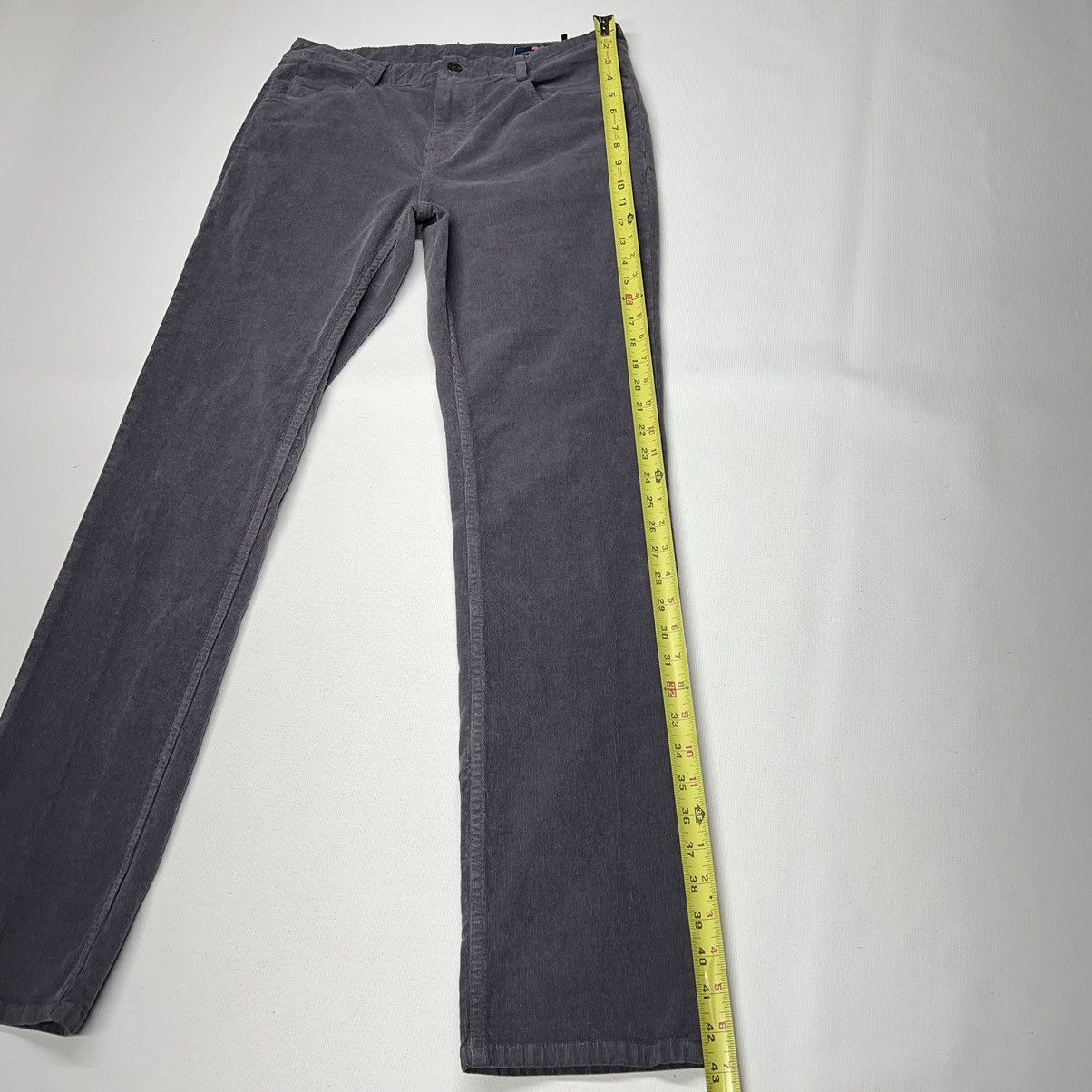 Vineyard Vines Vineyard Vines Pants Grey Corduroy 5 Pocket Slim Straight Size US 32 / EU 48 - 16 Thumbnail