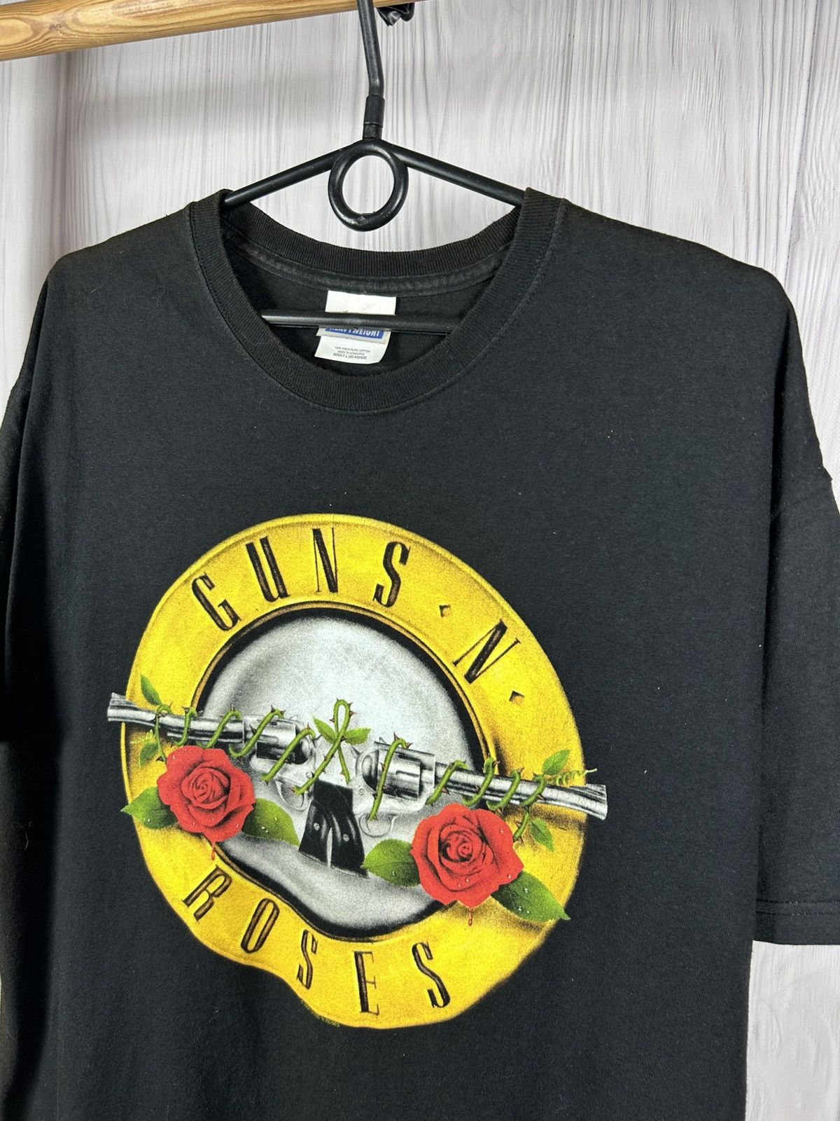 Band Tees Vintage 2004 Guns N Roses Band T-Shirt Size L Faded Size US L / EU 52-54 / 3 - 3 Thumbnail