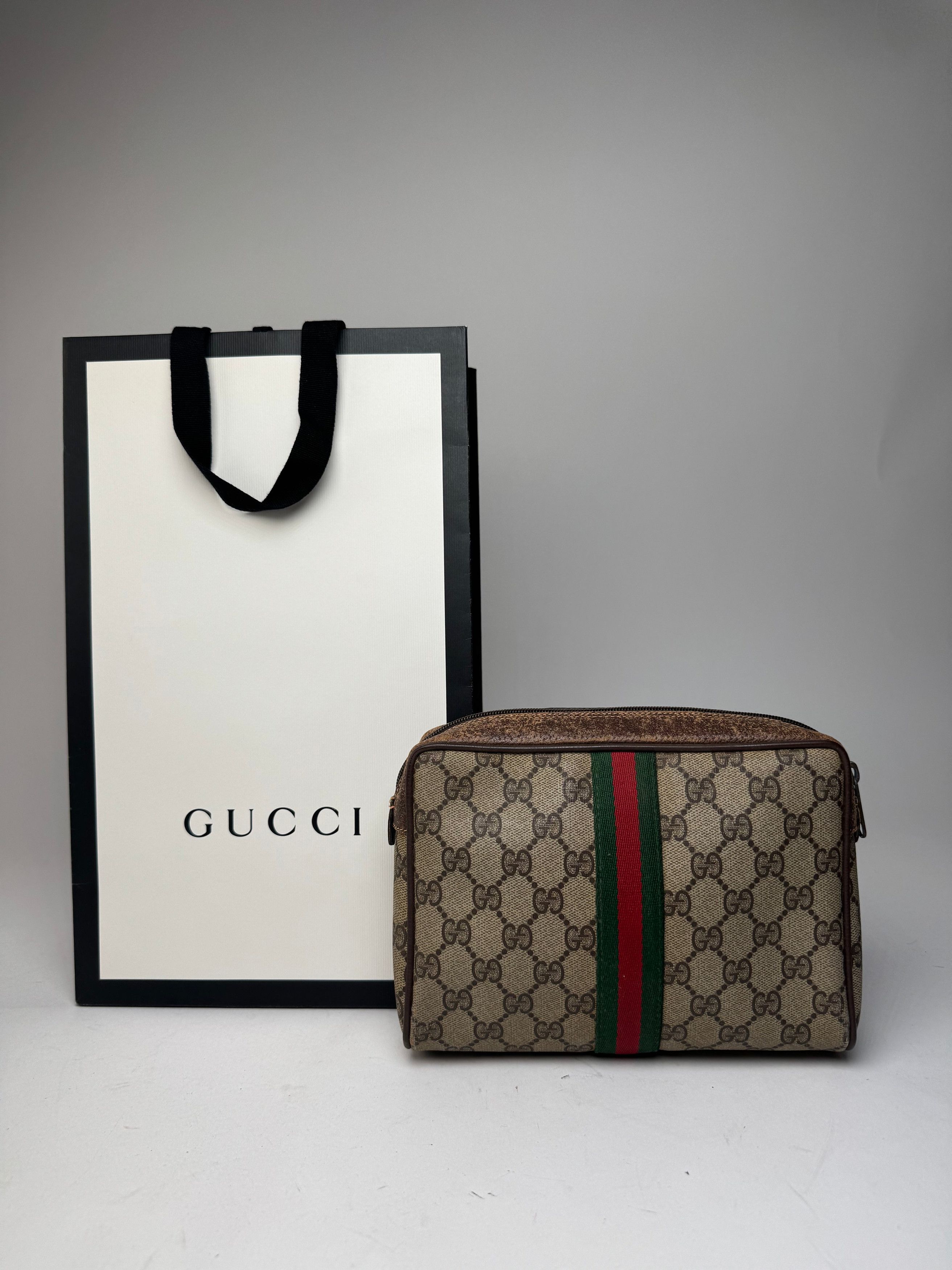Gucci Vintage Ophidia Monogram Leather Clutch Grey Brown Size ONE SIZE - 1 Thumbnail