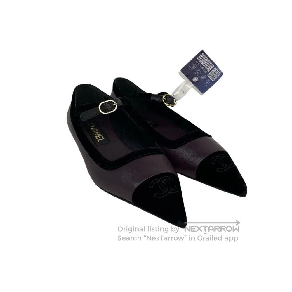 Chanel Chanel Black Pointed-Toe Women's Shoes. Size US 5 / IT 35 - 1 Thumbnail