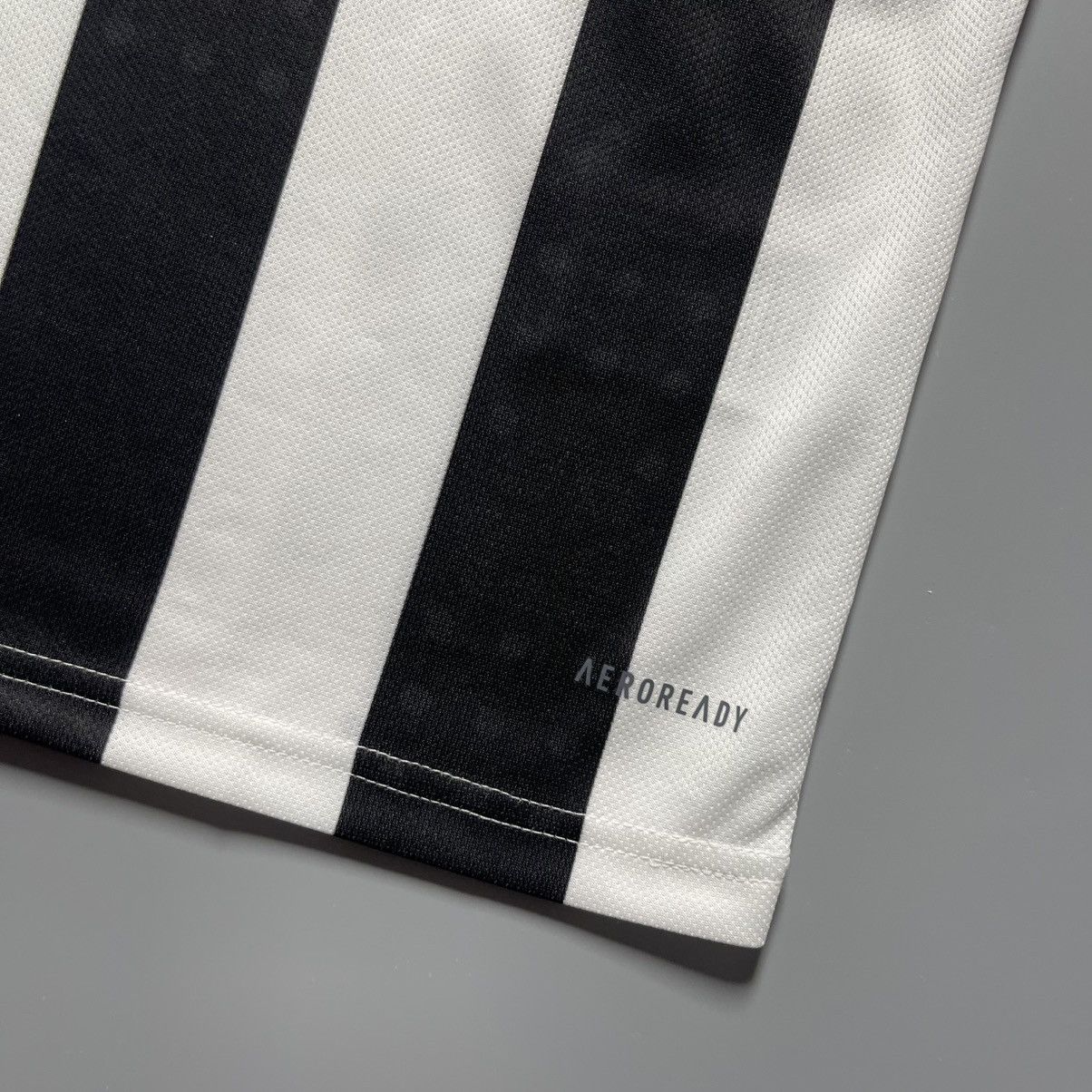 Adidas × Vintage JUVENTUS ADIDAS 2021/2022 FOOTBALL HOME JERSEY #7 RONALDO Size US M / EU 48-50 / 2 - 8 Thumbnail