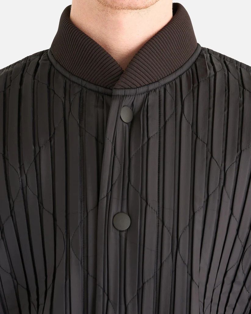 Homme Plisse Issey Miyake o1s1v1r1oon0925 Padded Pleats Blouson in Brown Size US M / EU 48-50 / 2 - 4 Thumbnail
