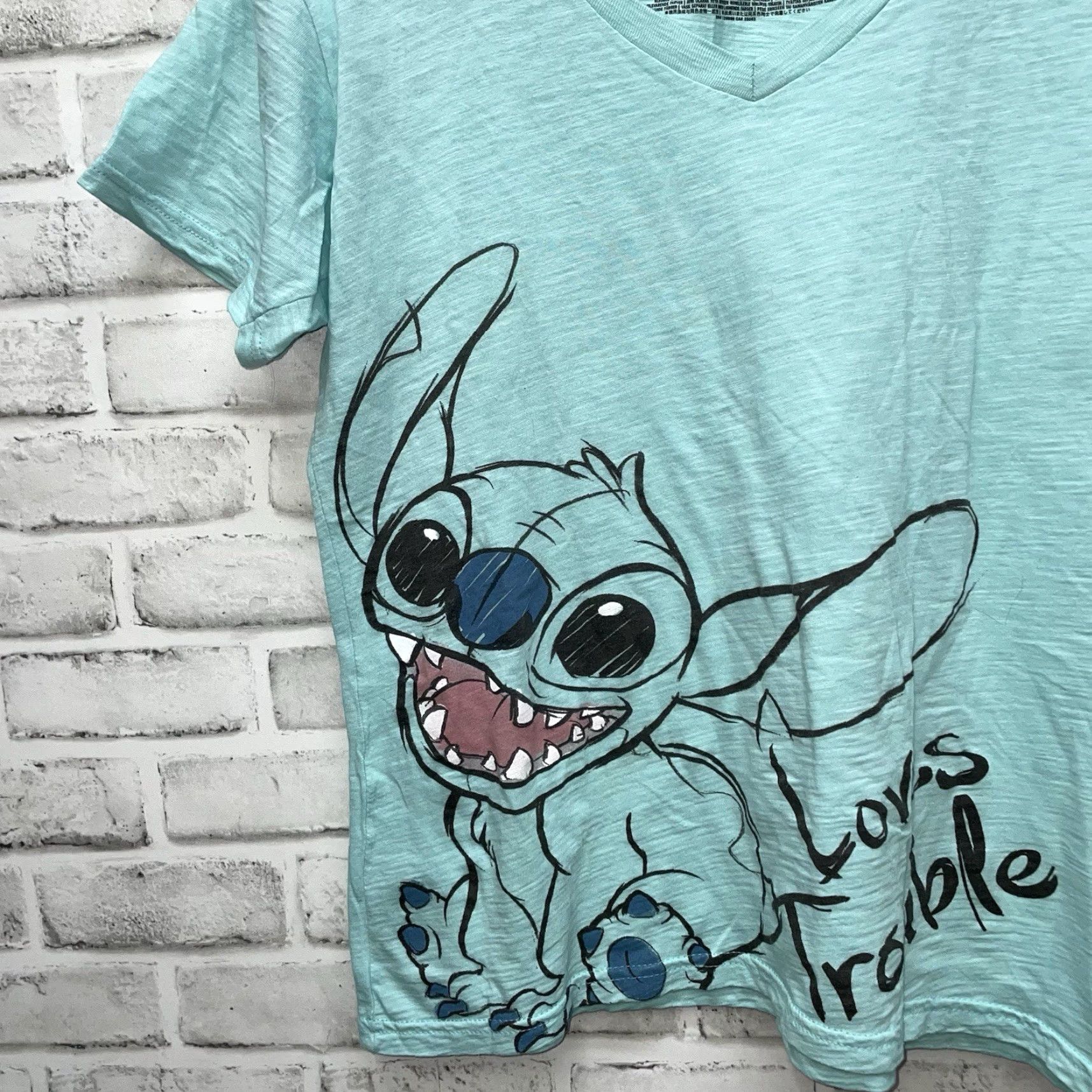 Disney Disney Stitch Lilo & Stitch Graphic Tee V-Neck Womens Size L Blue Shirt Size L / US 10 / IT 46 - 3 Thumbnail