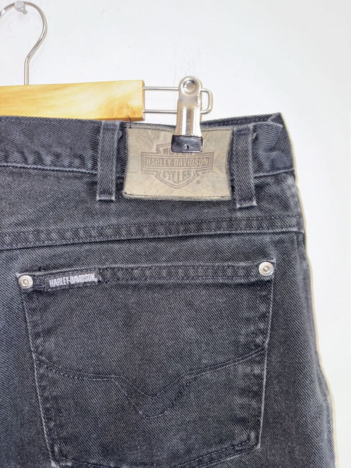 Harley Davidson 90s Harley Davidson black denim jeans Size 36x30 Size US 36 / EU 52 - 2 Thumbnail