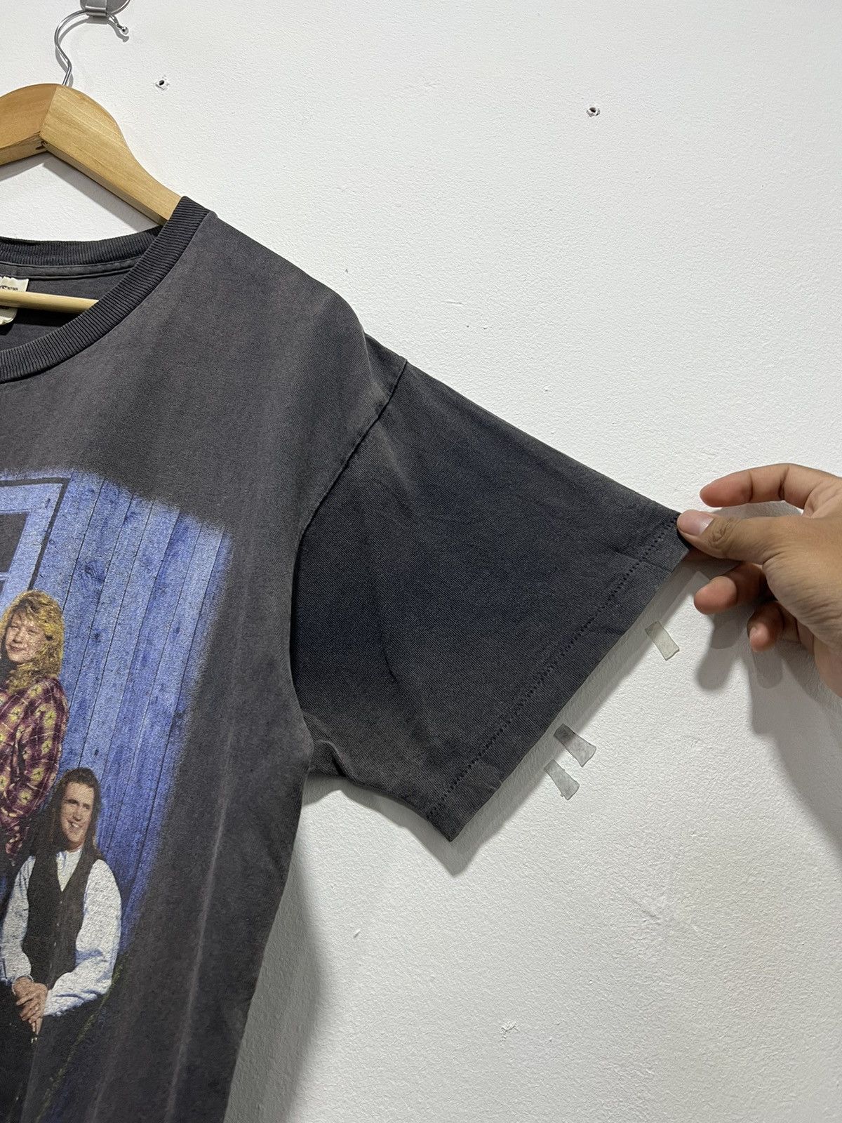 Band Tees × Vintage Vintage 90’s Little Texas Band Sunfaded Tshirt Size US L / EU 52-54 / 3 - 2 Thumbnail