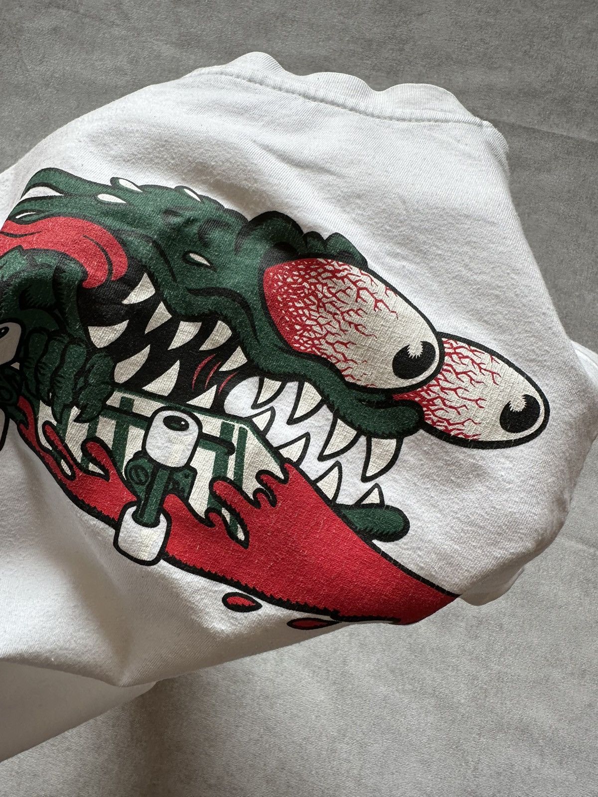 Santa Cruz Skateboards Vintage Santa Cruz Skateboarding T-Shirt Big Logo Y2K 90s Size US S / EU 44-46 / 1 - 4 Thumbnail