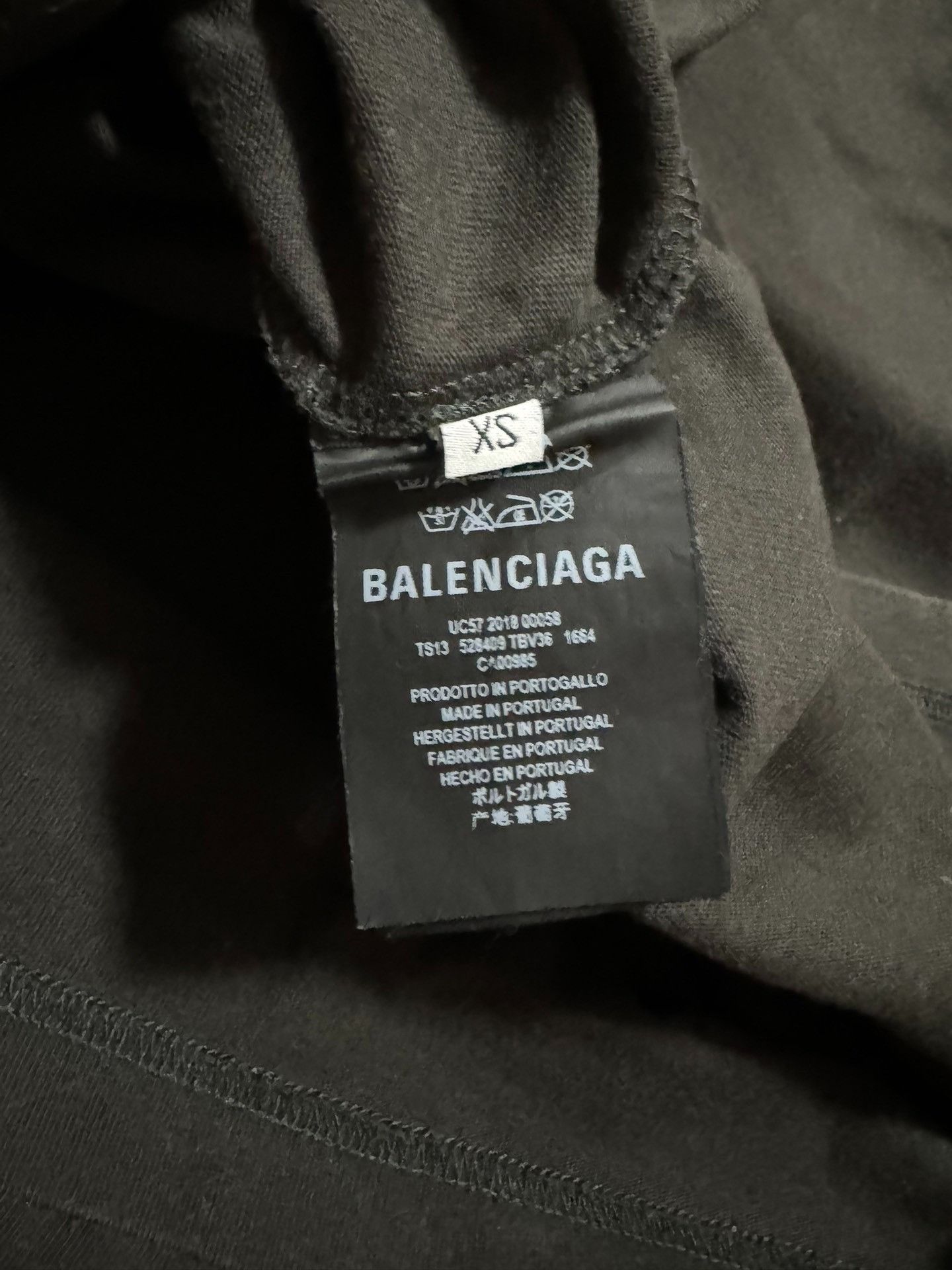 Balenciaga Balenciaga Letter on back of short sleeve 2501-Nextarrow Size US XS / EU 42 / 0 - 4 Thumbnail