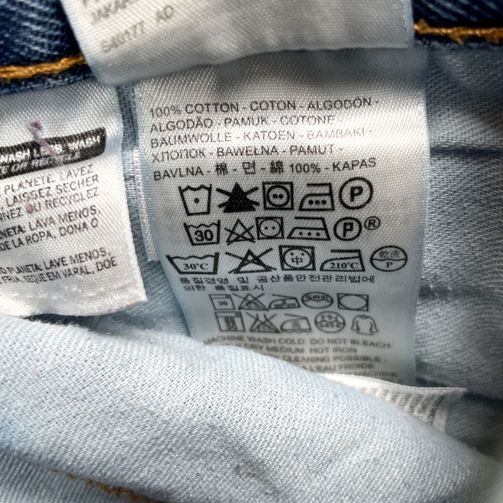 Levi's Levis 505 Jeans Mens 40x35 Blue Distressed Regular Straight Denim Cotton 5-Pocket Button Zipper Jeans Size US 40 / EU 56 - 3 Thumbnail