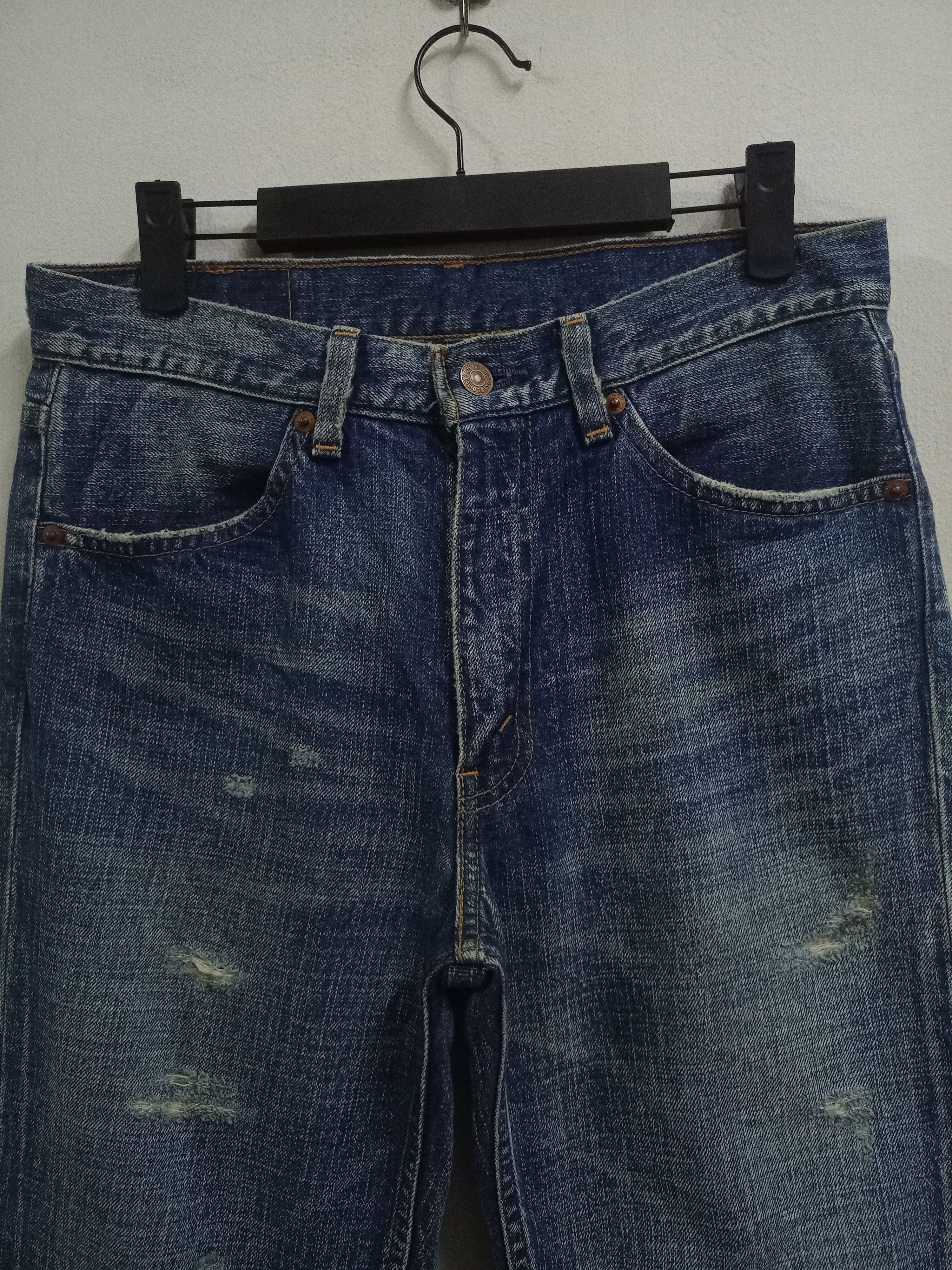 Levi's × Levi's Vintage Clothing Vintage 90s LEVIS 519 Japan Distressed Style Jeans Size US 30 / EU 46 - 4 Thumbnail