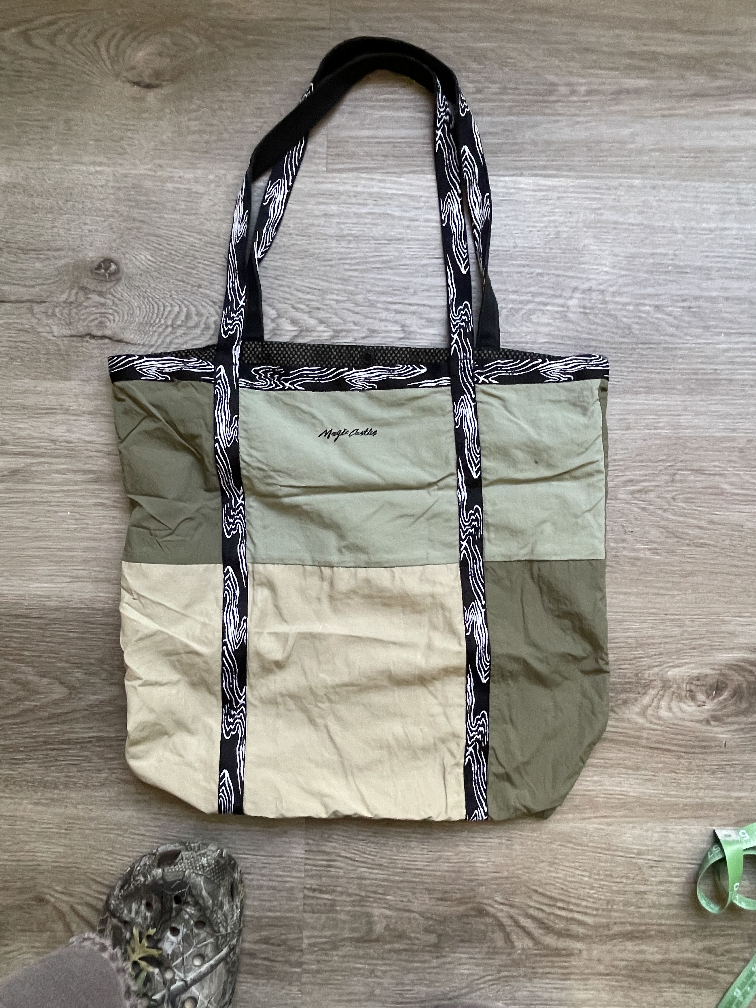 Crooks & Castles × Magical Design Magic Castles Tote Bag – Earth Tone Mix Size ONE SIZE - 1 Thumbnail