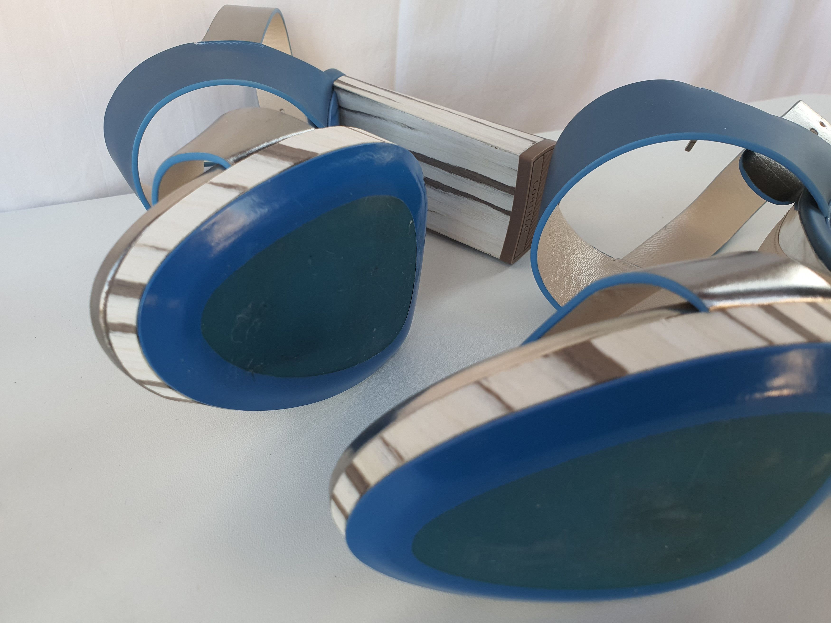 Other Luxurious women's sandals from the Italian brand Loriblu Size US 10 / IT 40 - 5 Thumbnail