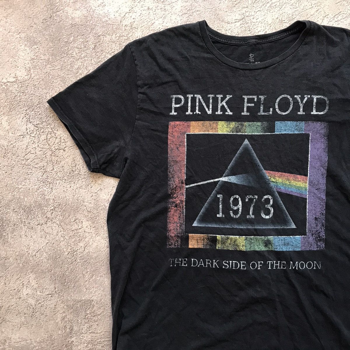 Vintage Vintage Y2K Pink Floyd Graphic Tee Sun Faded Band Tee Swag L Size US L / EU 52-54 / 3 - 2 Thumbnail