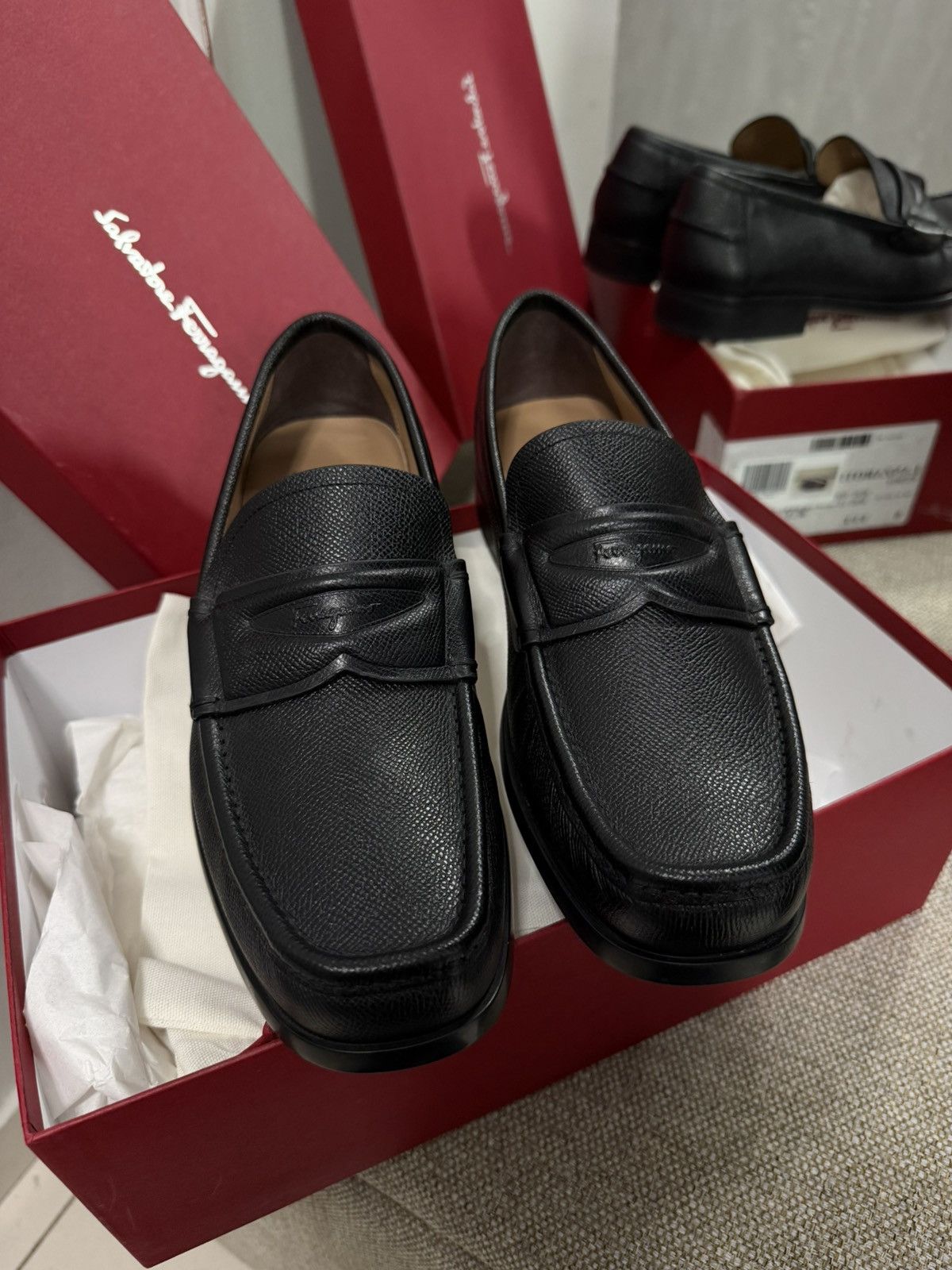 Salvatore Ferragamo Ferragamo LANZAROTE Penny Pebbled Grain Dress Loafers Size US 9 / EU 42 - 2 Thumbnail