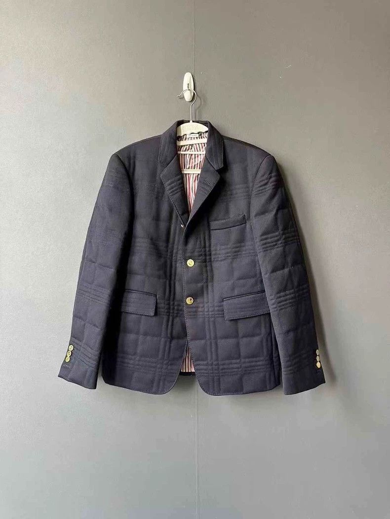 Thom Browne Thom Browne size2 Feathered gold button suit Size 34S - 1 Thumbnail