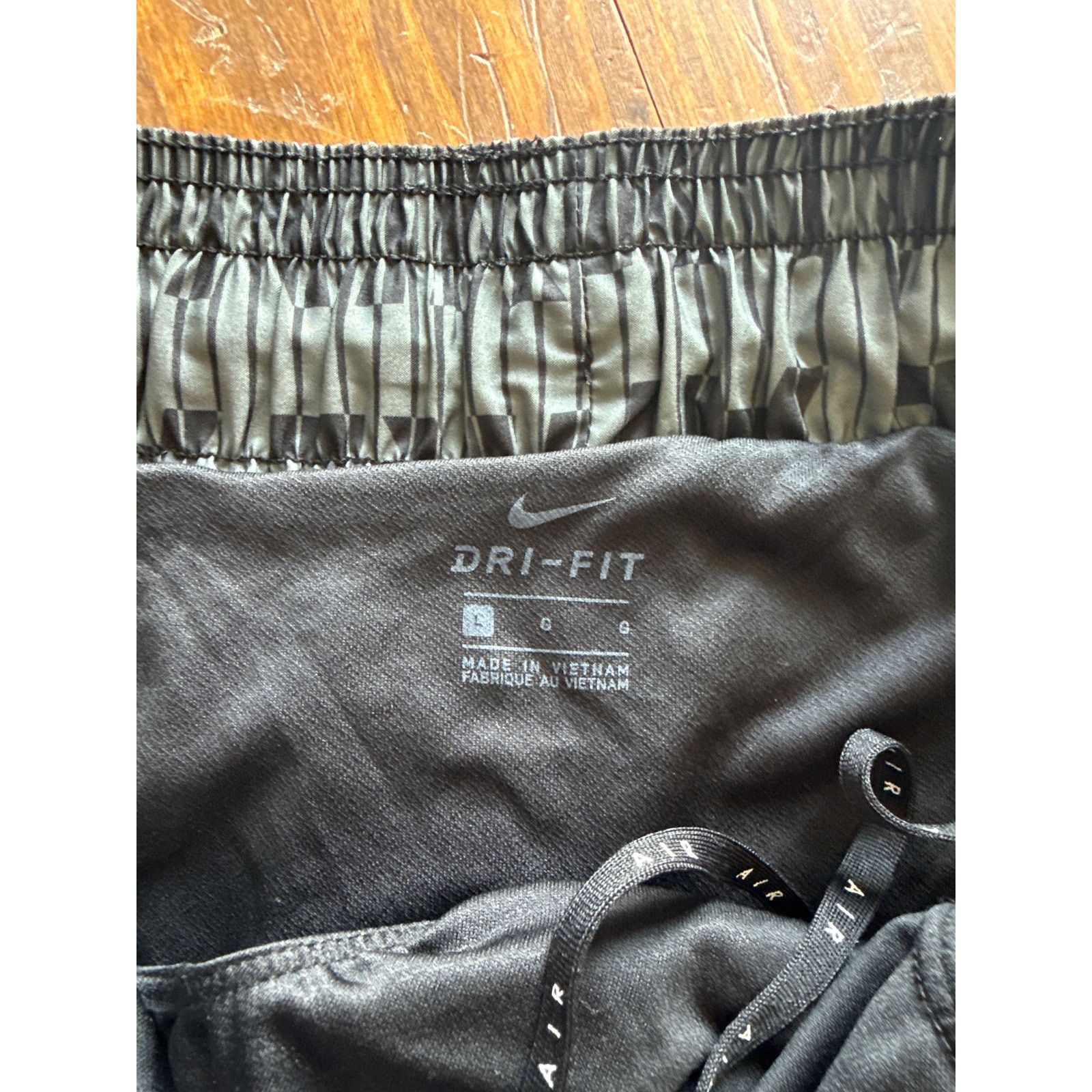 Nike Nike Bundle (2) Running Drawstring Shorts Built In Briefs, L Size 30" / US 8 / IT 44 - 3 Thumbnail