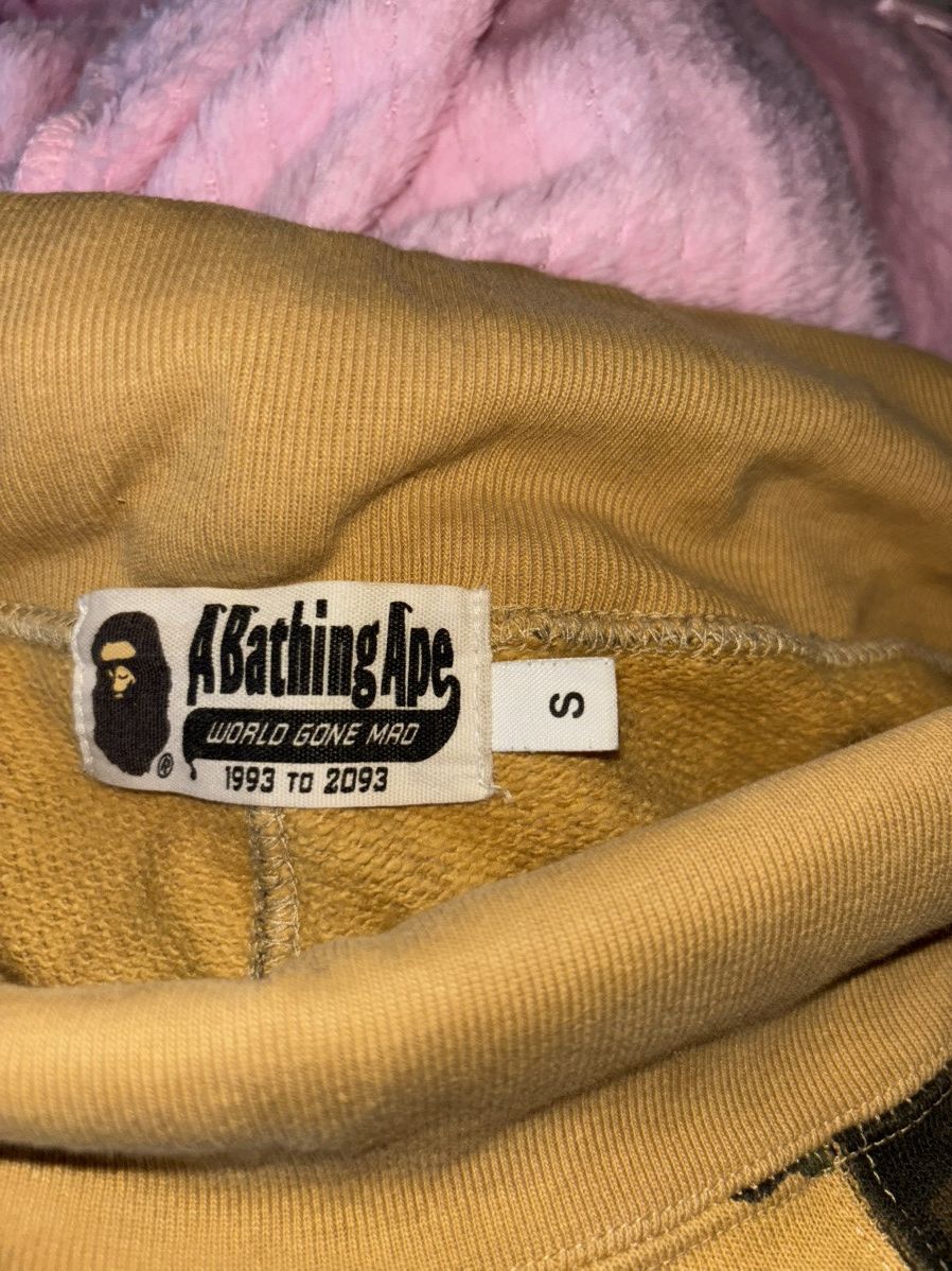 Bape 1st Camo Wide Shark Sweats Size US 28 / EU 44 - 3 Thumbnail