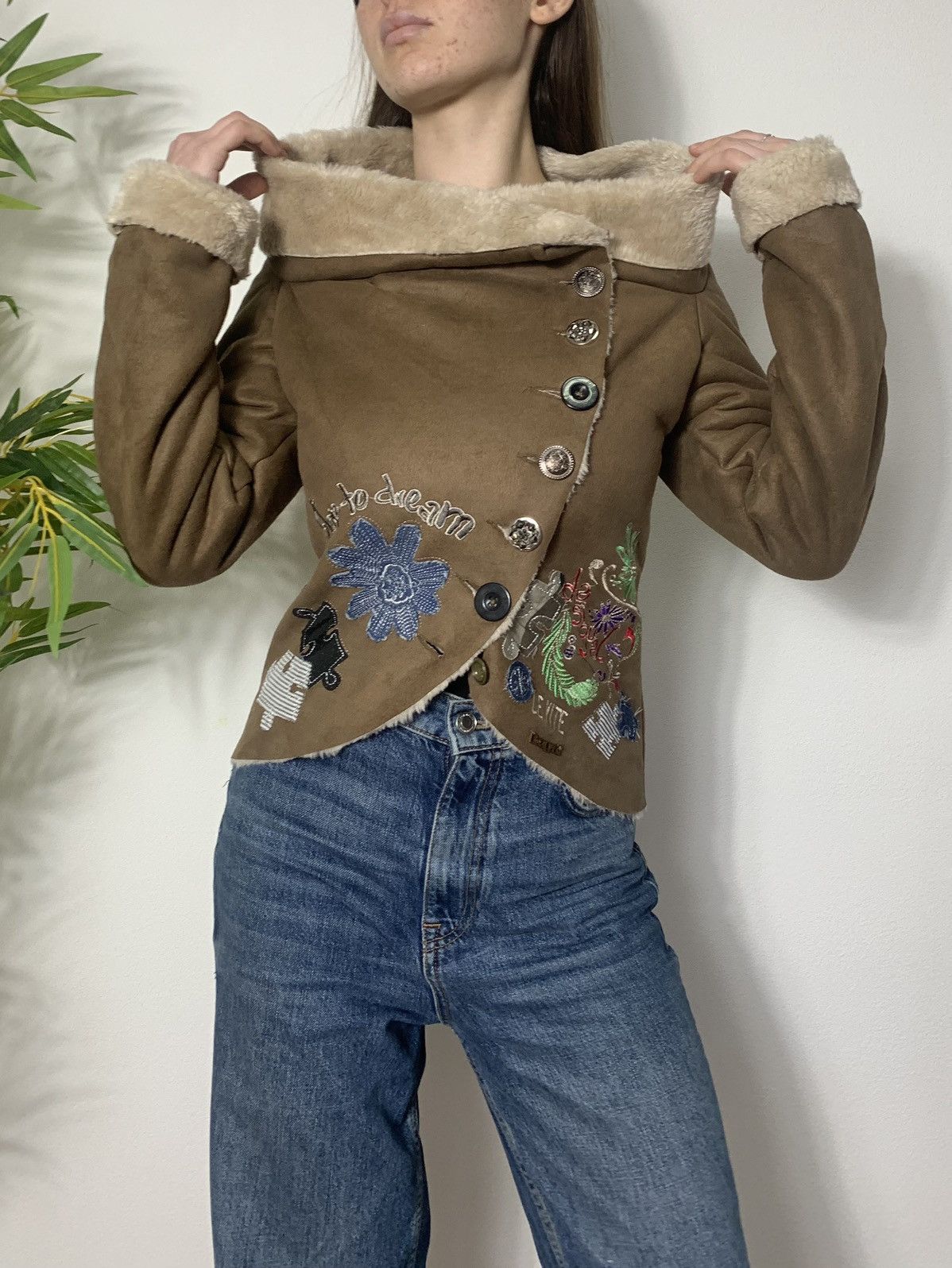 Desigual VINTAGE DESIGUAL AVANT GARDE 2000s SHEEPSKIN COAT Size XS / US 0-2 / IT 36-38 - 5 Thumbnail