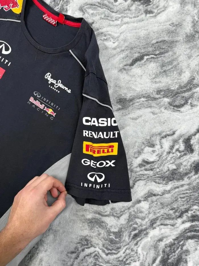 Red Bull Pepe Jeans F1 Infinity Red Bull Racing T-Shirt Size US L / EU 52-54 / 3 - 4 Thumbnail