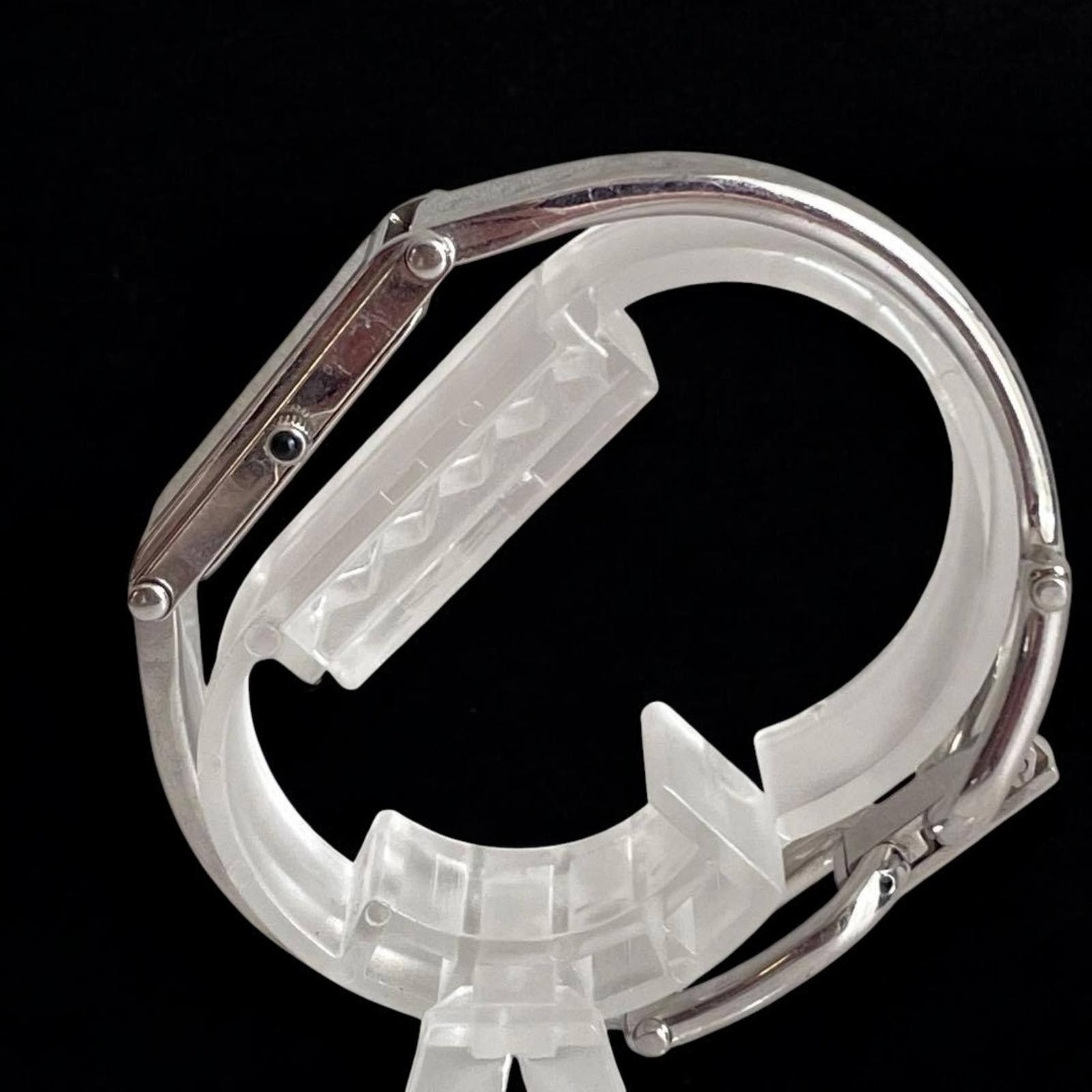 Gucci Gucci - Silver Rectangular Face Wristwatch Size ONE SIZE - 2 Thumbnail