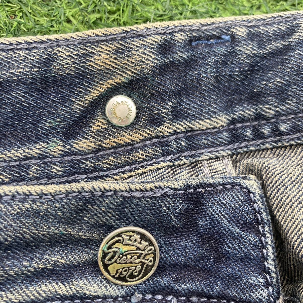 Diesel DIRTY THIRTY DIESEL HEAVEN DISTRESSED STYLE JEANS Size US 30 / EU 46 - 10 Thumbnail
