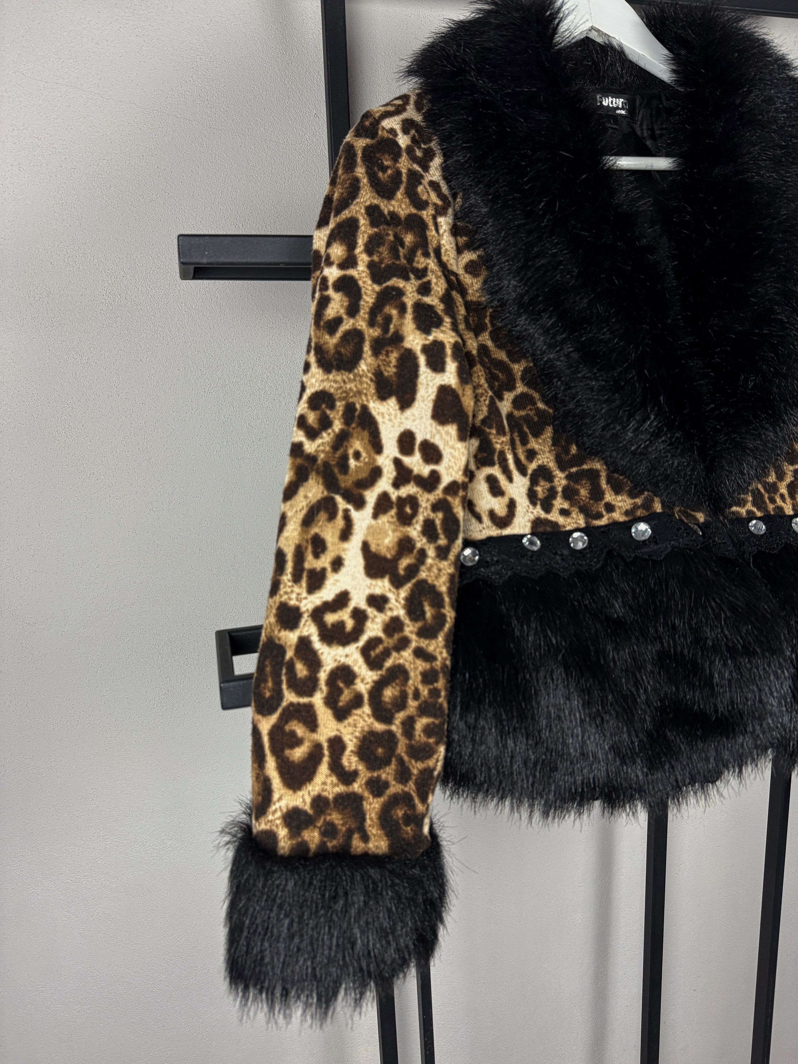 Japanese Brand VTG AVANT GARDE JAPANESE LUXURY HYSTERIC STYLE FUR JACKET Size S / US 4 / IT 40 - 3 Thumbnail