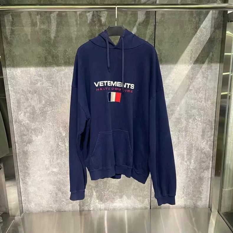 Vetements Vetements Flag 17fw Flag Sweatshirt Size US M / EU 48-50 / 2 - 1 Thumbnail