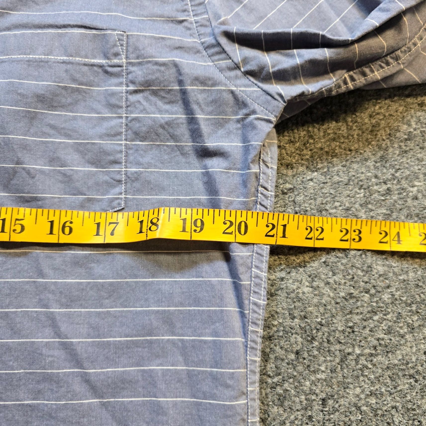 J.Crew J.CREW Shirt Mens L Gray Striped Slim Lightweight Button-Front Career Casual Size US L / EU 52-54 / 3 - 5 Thumbnail
