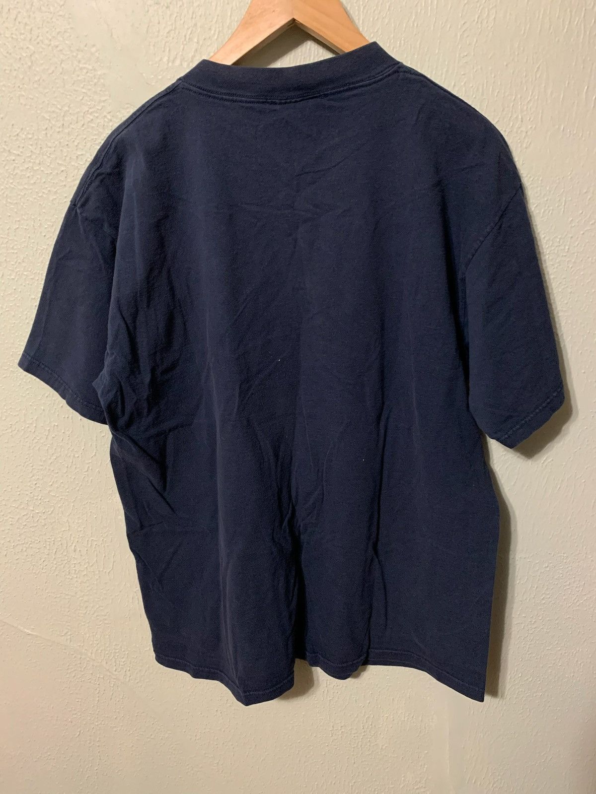 Vintage Vintage Pooh Piglet Eeyore Repeat T-Shirt Size US L / EU 52-54 / 3 - 1 Thumbnail