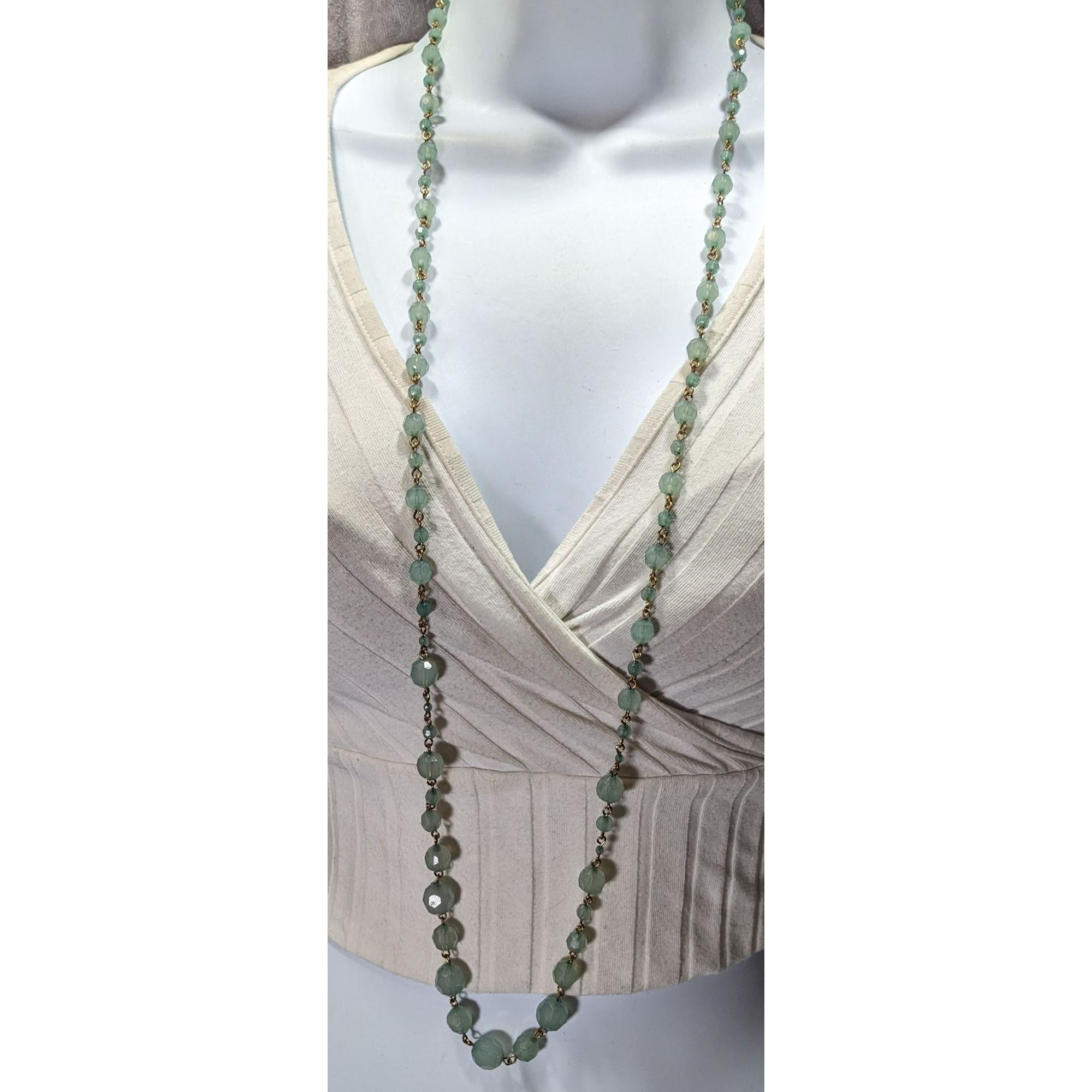 Other Vintage Green Acrylic Beaded Necklace With Gold-Tone Links Size ONE SIZE - 2 Thumbnail