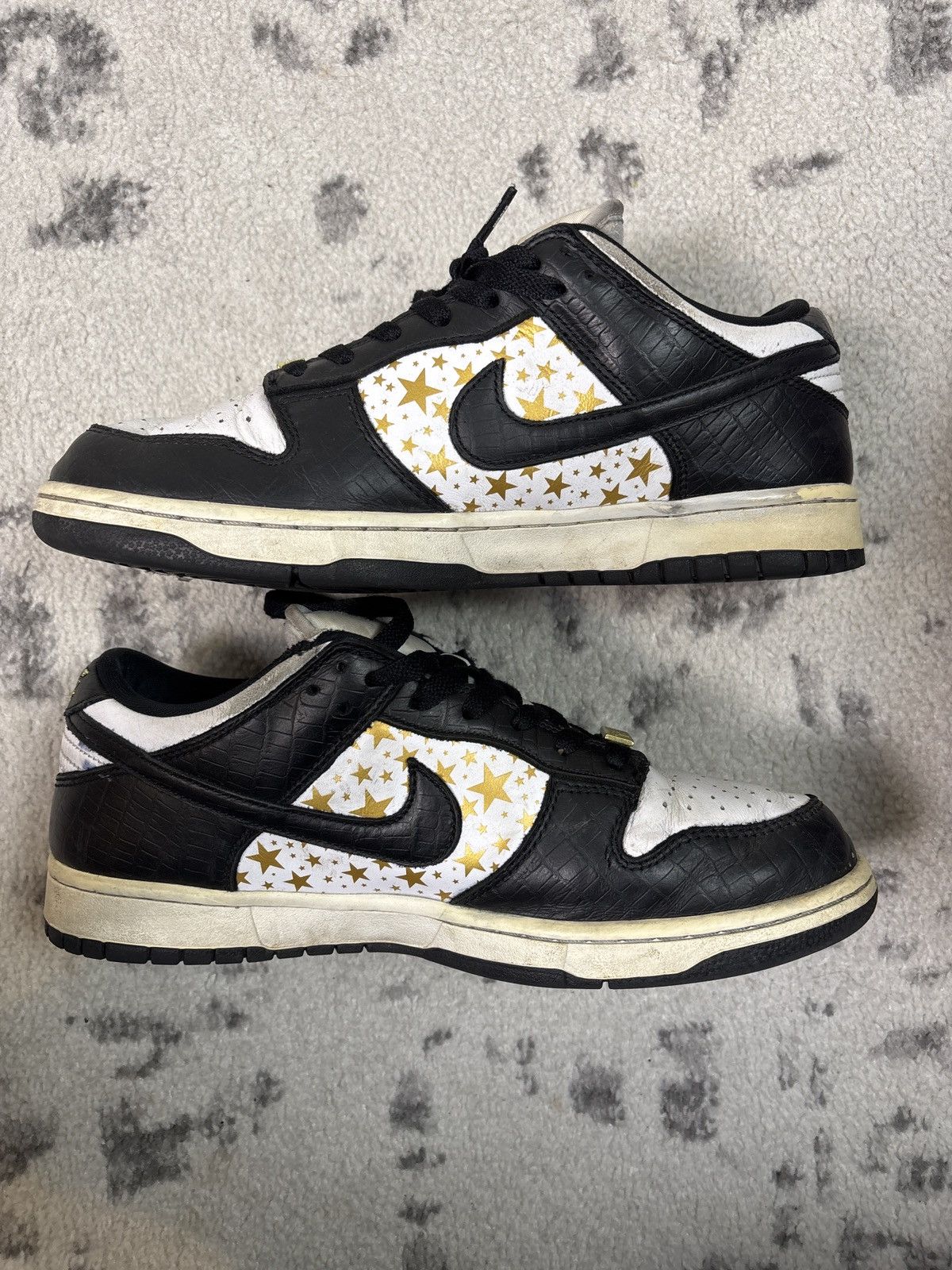 Nike × Supreme NIKE X SUPREME “PANDA” DUNK Size US 9 / EU 42 - 2 Thumbnail