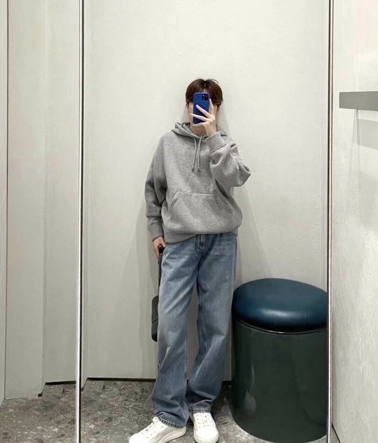 Balenciaga Balenciaga Double B Small Logo Hoodie2412-Nextarrow Size US L / EU 52-54 / 3 - 4 Thumbnail
