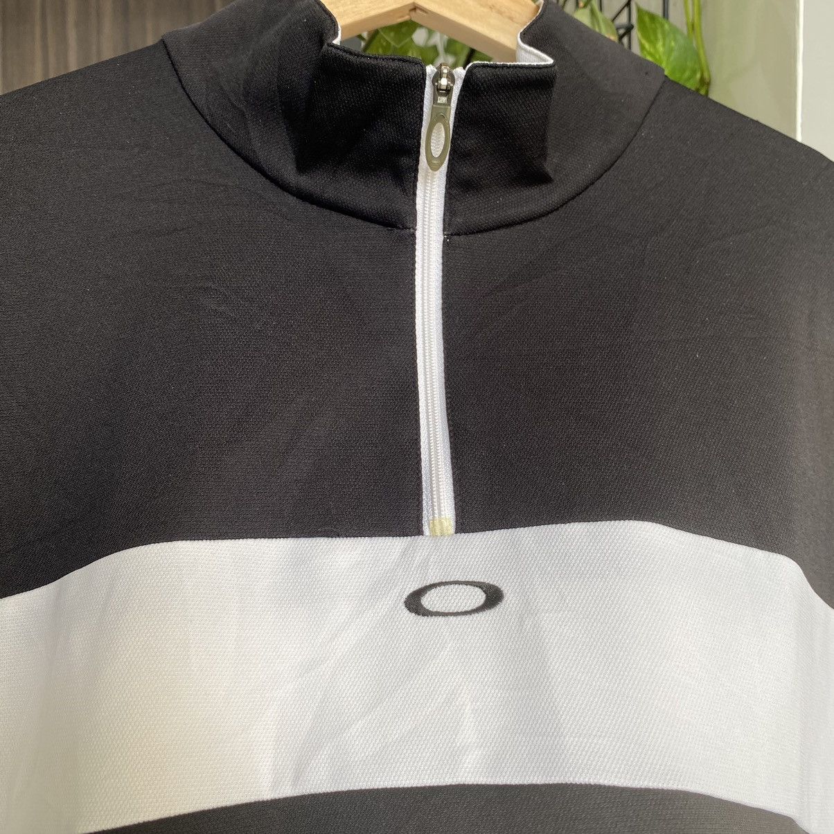 Oakley Vintage Oakley Embroidered Logo Half Zip ERD GRUNGE JERSEY Size US XL / EU 56 / 4 - 5 Thumbnail